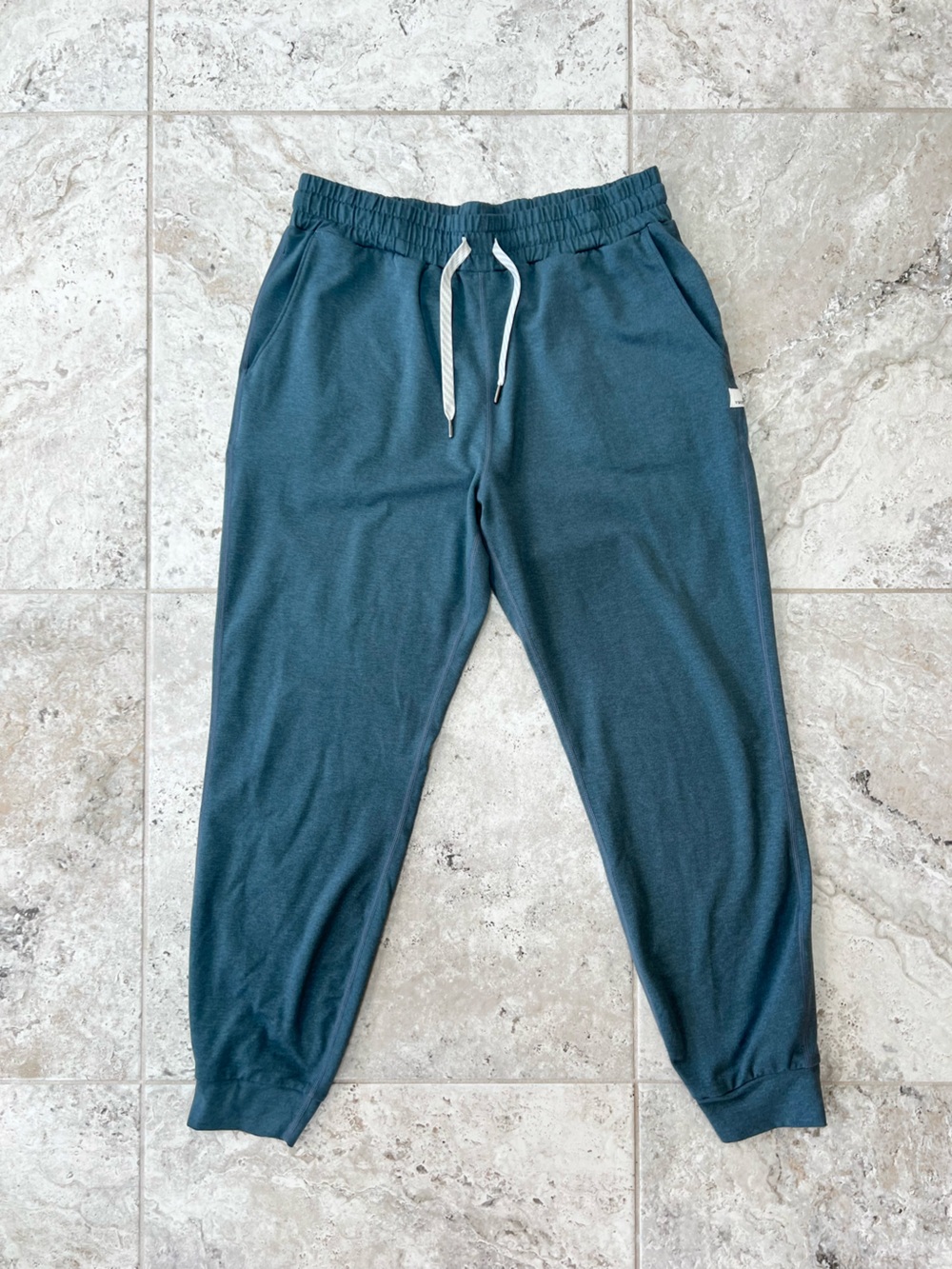 Vuori Performance Mid-Rise Jersey Knit Slim Jogger Pants Pockets Teal, Medium - Picture 1 of 7